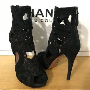 Sexy Alaia Black Suede Cut Out Heels Booties Sz 39